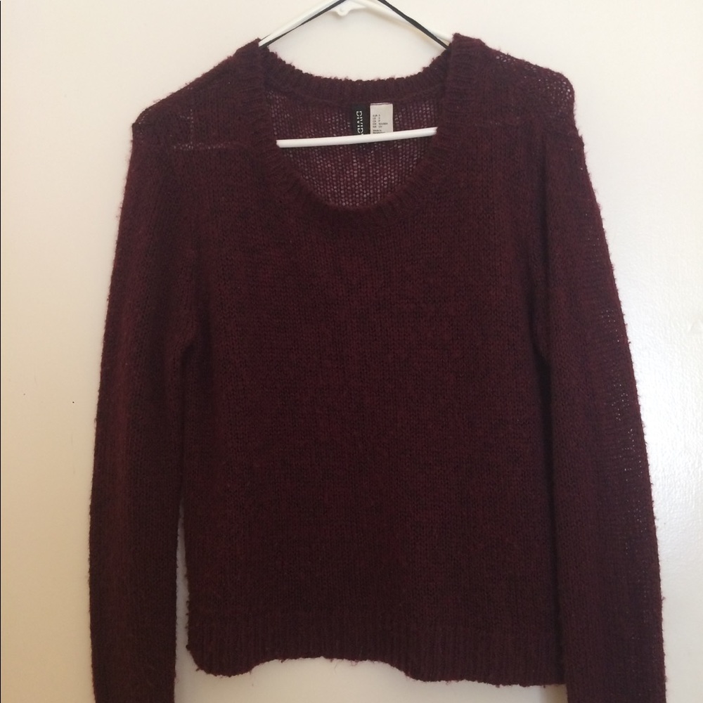 H&M burgundy sweater